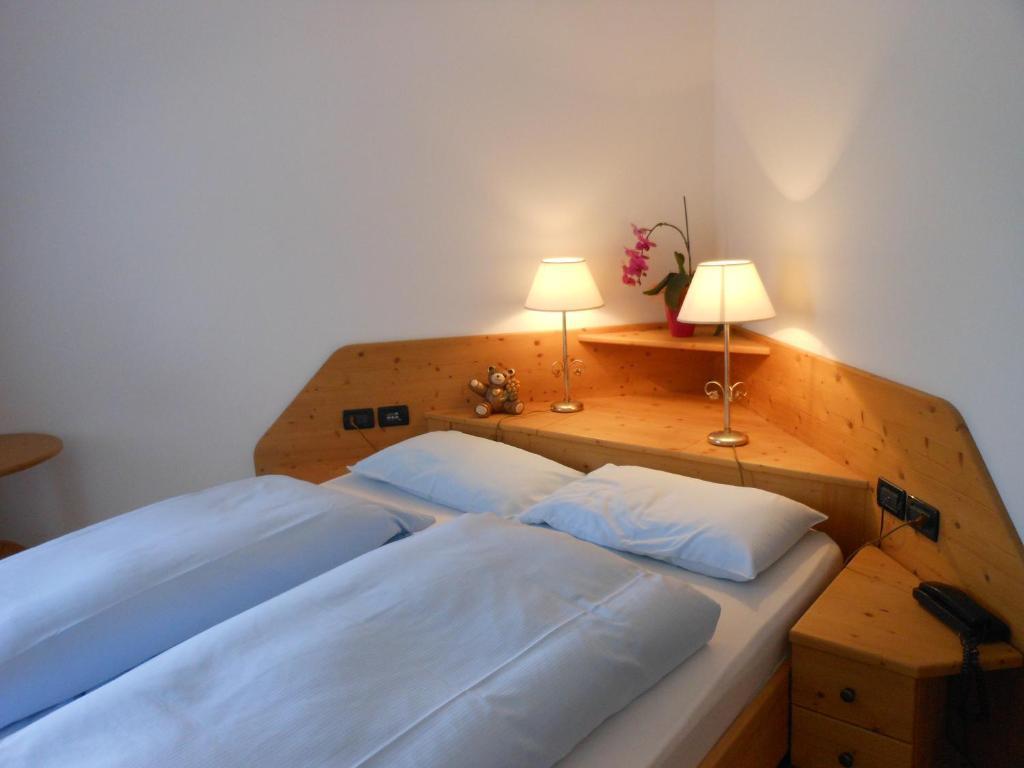 Il Falchetto Sarnonico Room photo